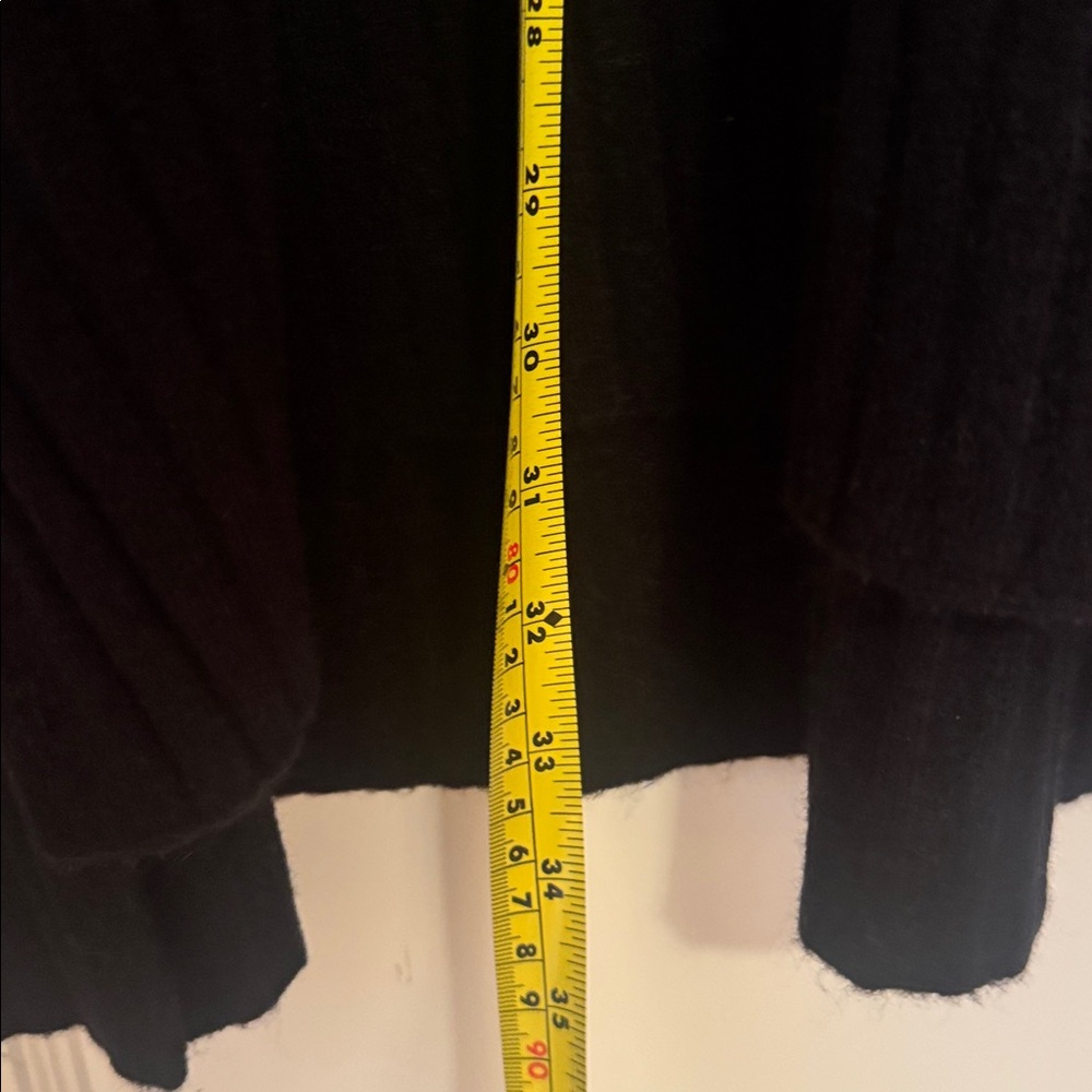 Free People Women’s Black Crewneck Sweater - Picture 4 of 7